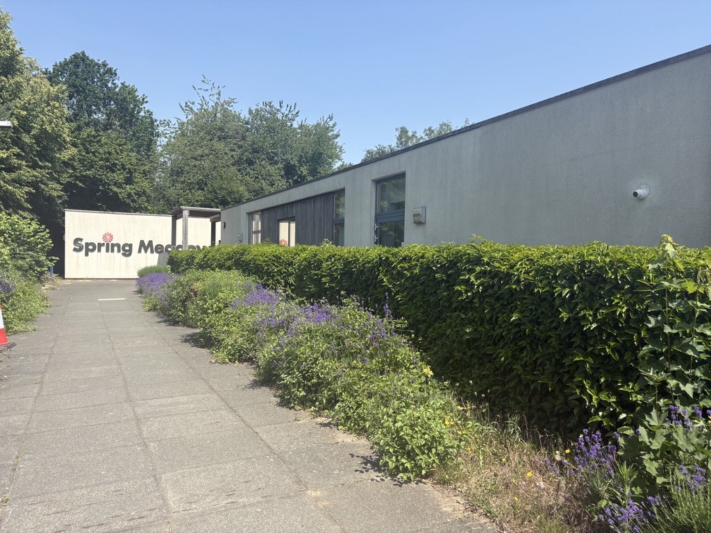 Exterior image of Spring Meadow Childrens Centre